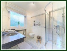Bad1-Ex_optimized Wasserblick inklusive - Wohnen mit S�d-Balkon zum Isebekkanal
