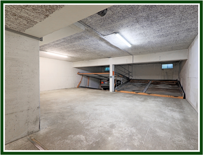 Tiefgarage-Ex Etagenwohnung Hamburg