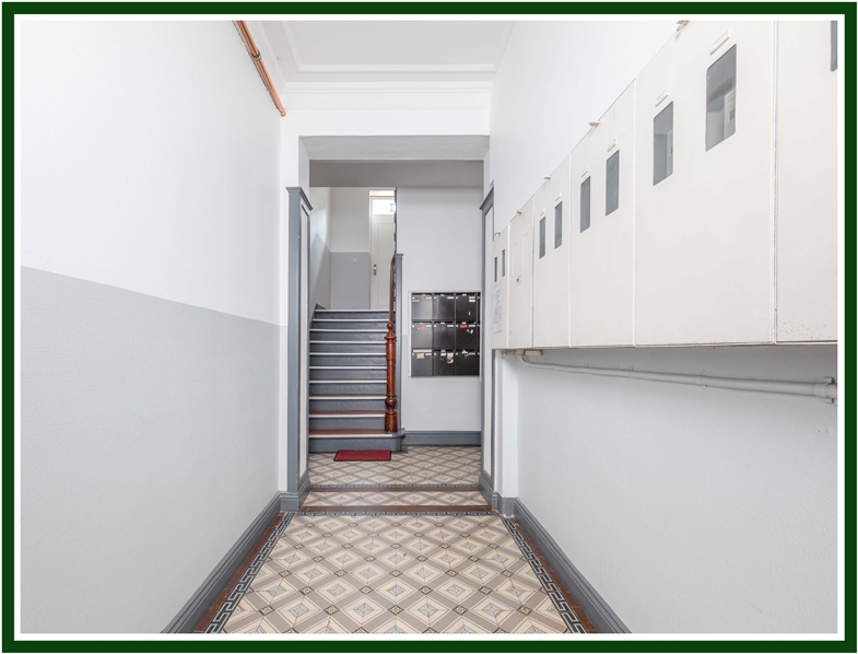 Treppenhaus1 mRjpg Etagenwohnung Hamburg