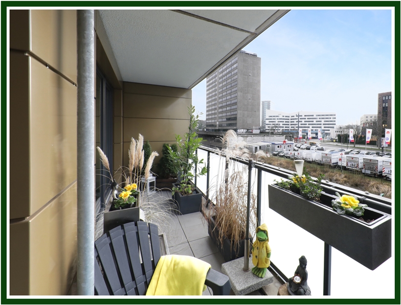 Balkon unten-2-Ex Etagenwohnung Hamburg