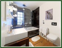 Badezimmer oL Juwel in Hoheluft-Ost - Einzigartige Altbauwohnung mit Garten und Terrasse